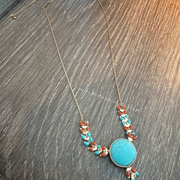 Natural stone tortoise necklace - Picture 3 of 4